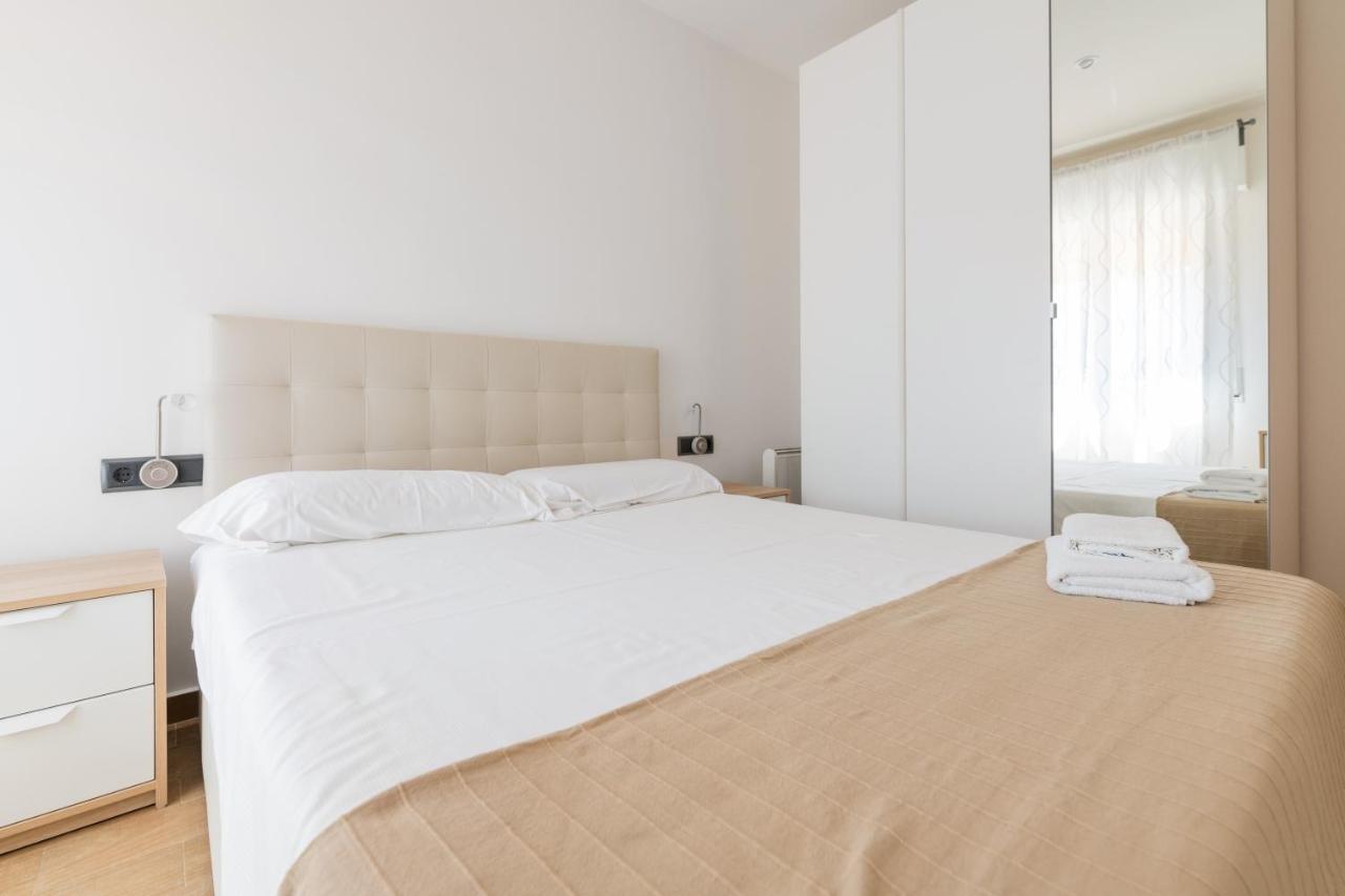 Maka Beach Apartment V Castelldefels Luaran gambar